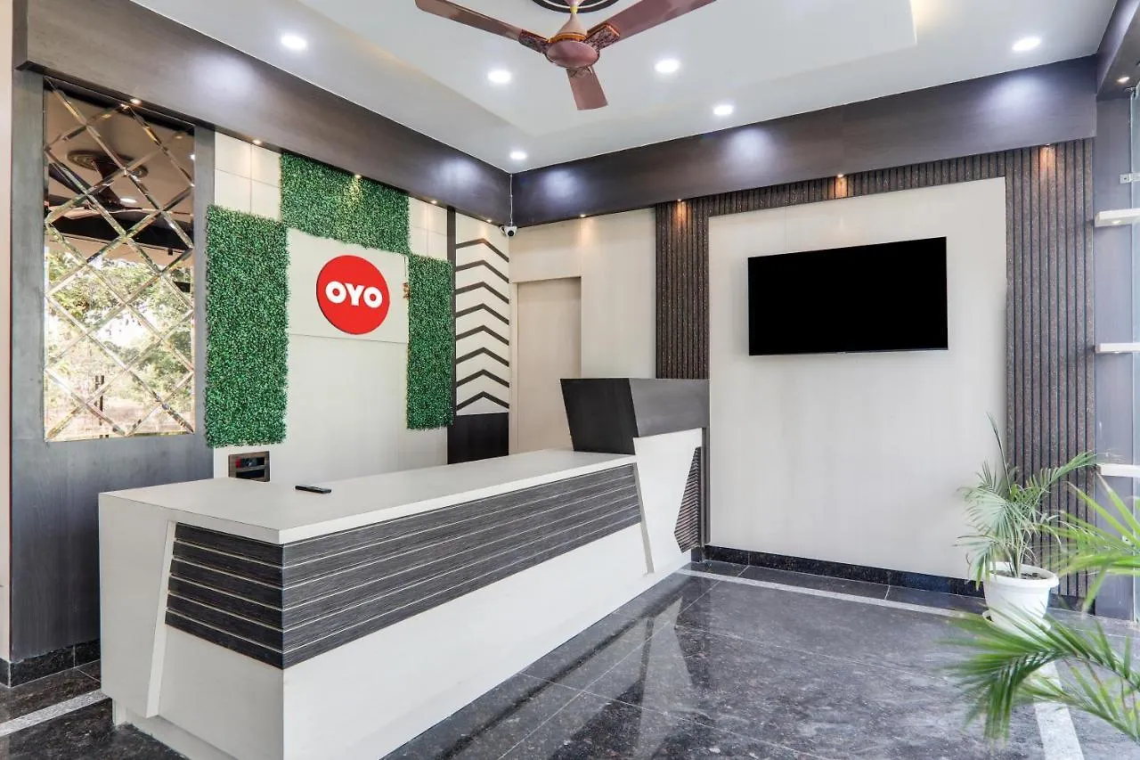 瓦拉纳西 Oyo Flagship Seth Vila酒店 3*,