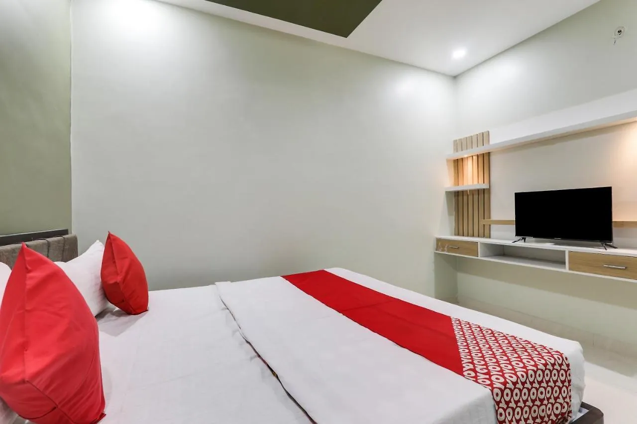 Hotel Oyo Flagship Seth Vila Varanasi